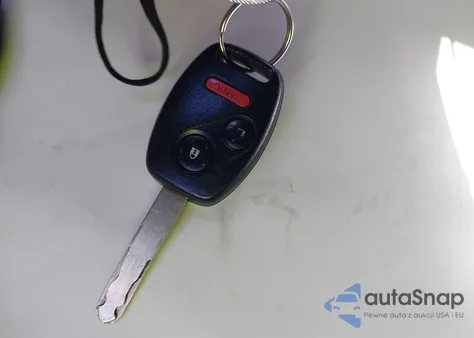 2009 Honda Odyssey Lx z USA, uszkodzony, nr VIN 5FNRL38209B003145